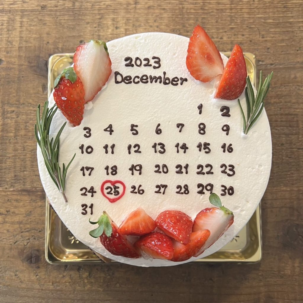 カレンダーを描いたセンイルケーキ